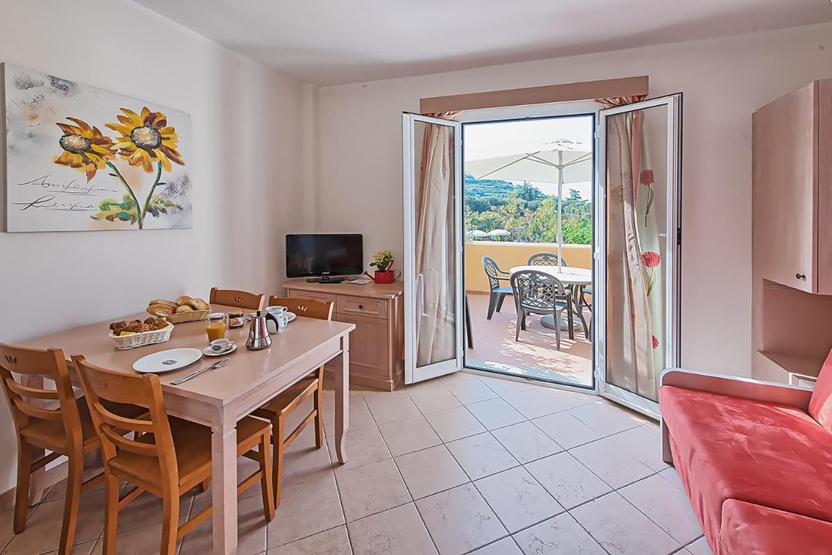 Il Villaggio Di Giuele Finale Ligure Esterno foto