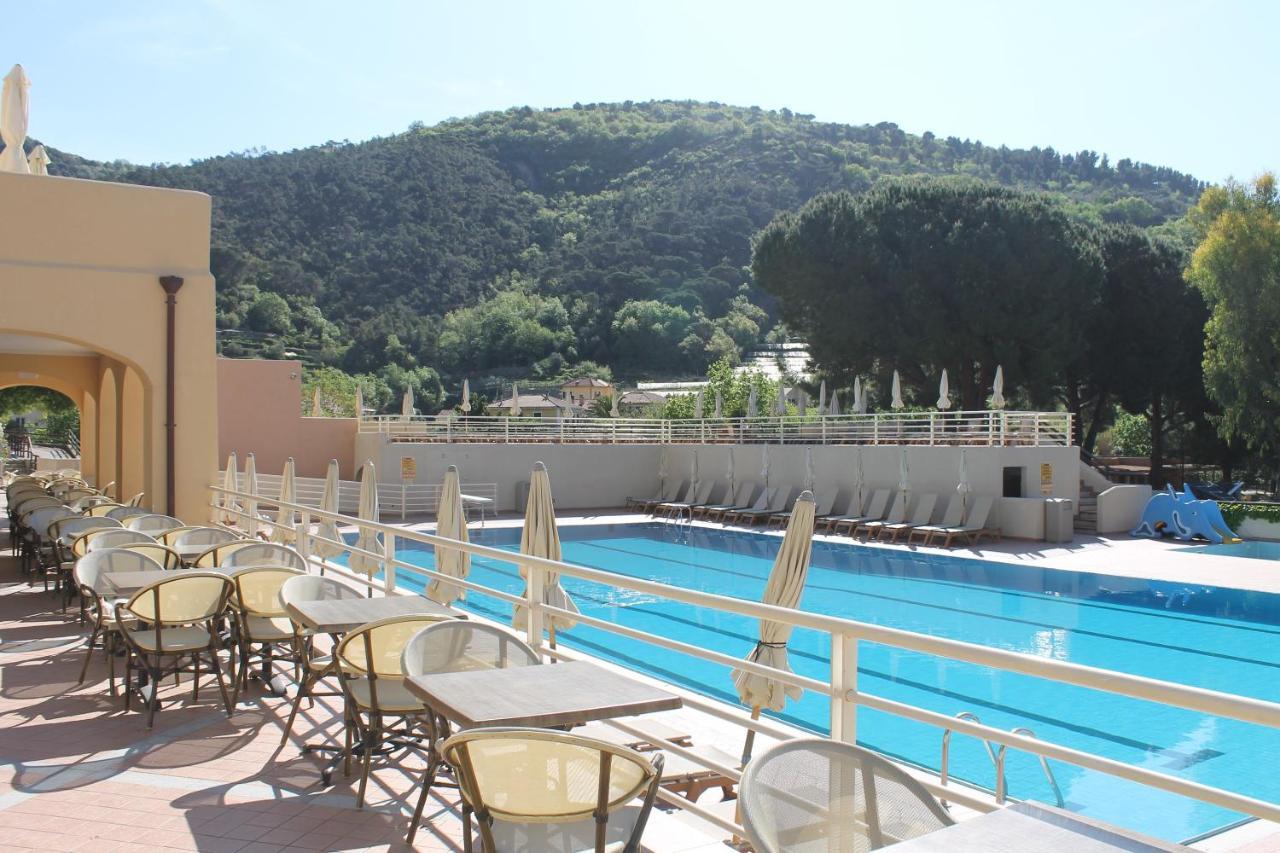 Il Villaggio Di Giuele Finale Ligure Esterno foto