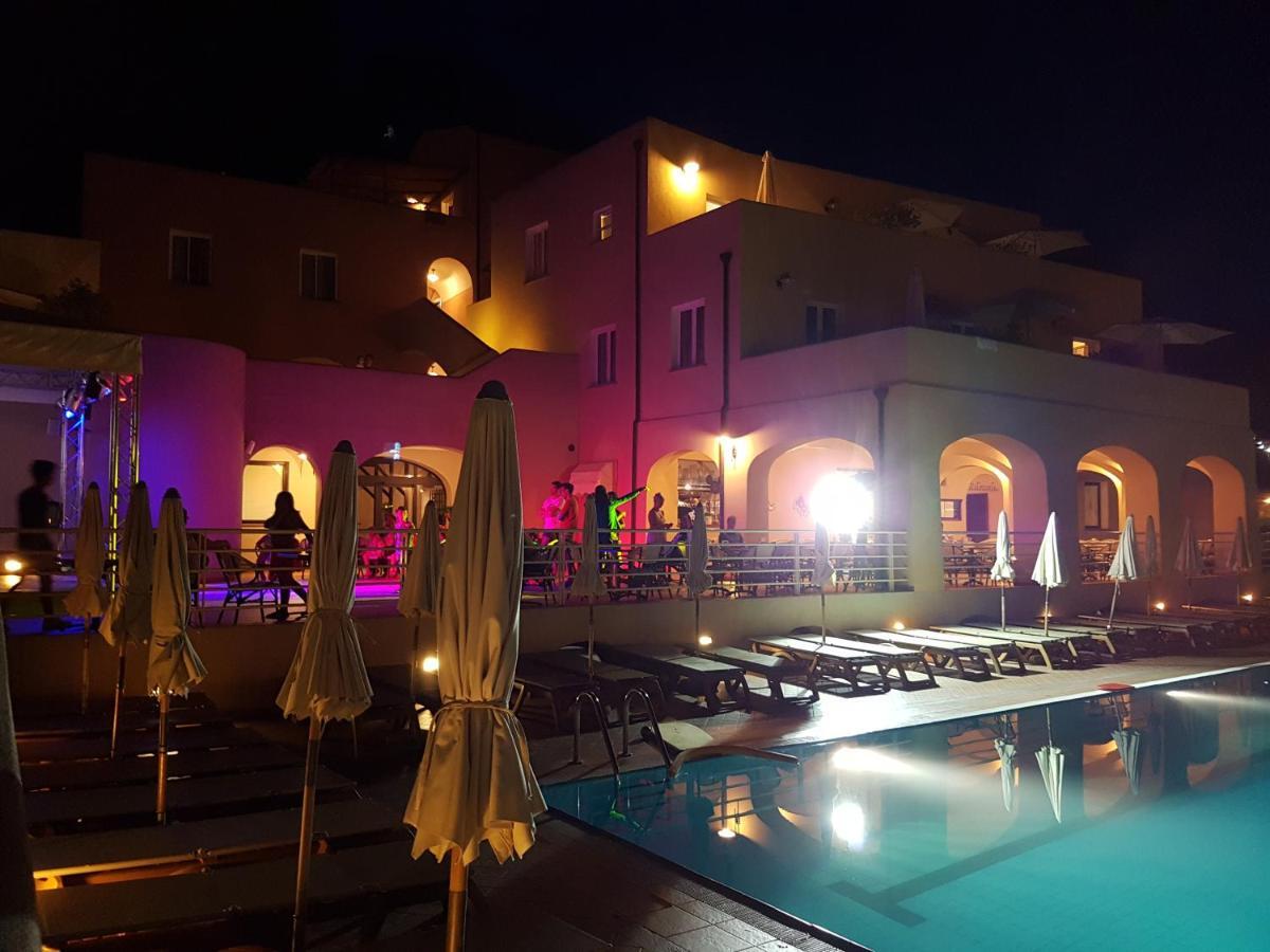 Il Villaggio Di Giuele Finale Ligure Esterno foto