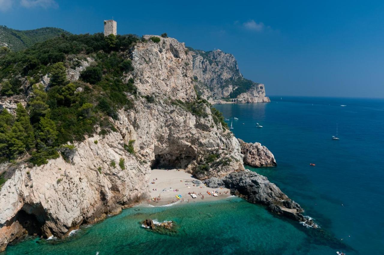 Il Villaggio Di Giuele Finale Ligure Esterno foto